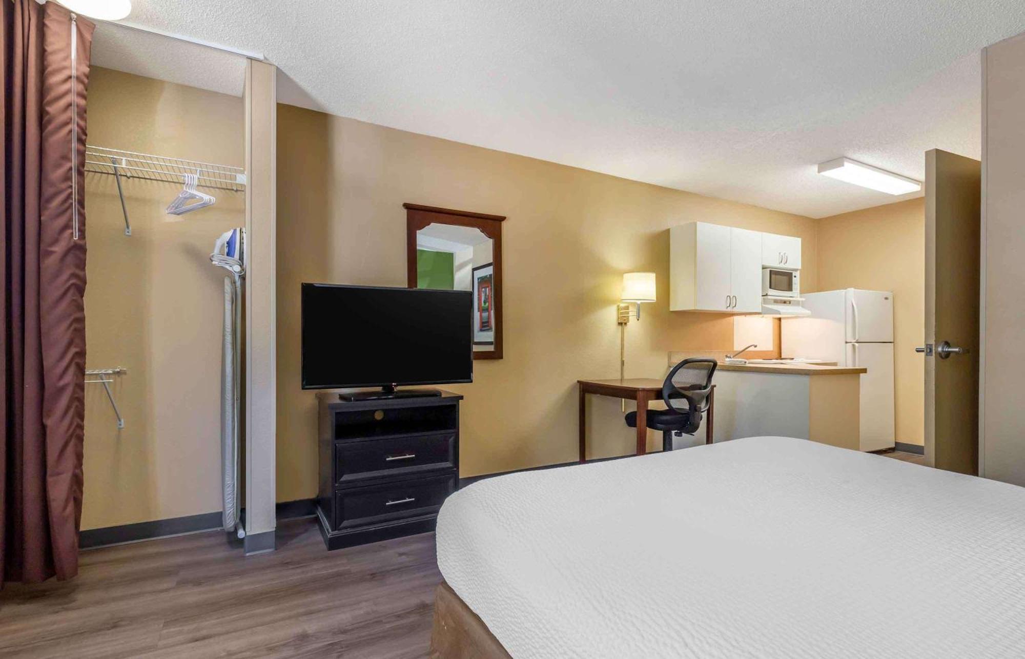 Extended Stay America Select Suites - Fayetteville - Springdale Exterior photo