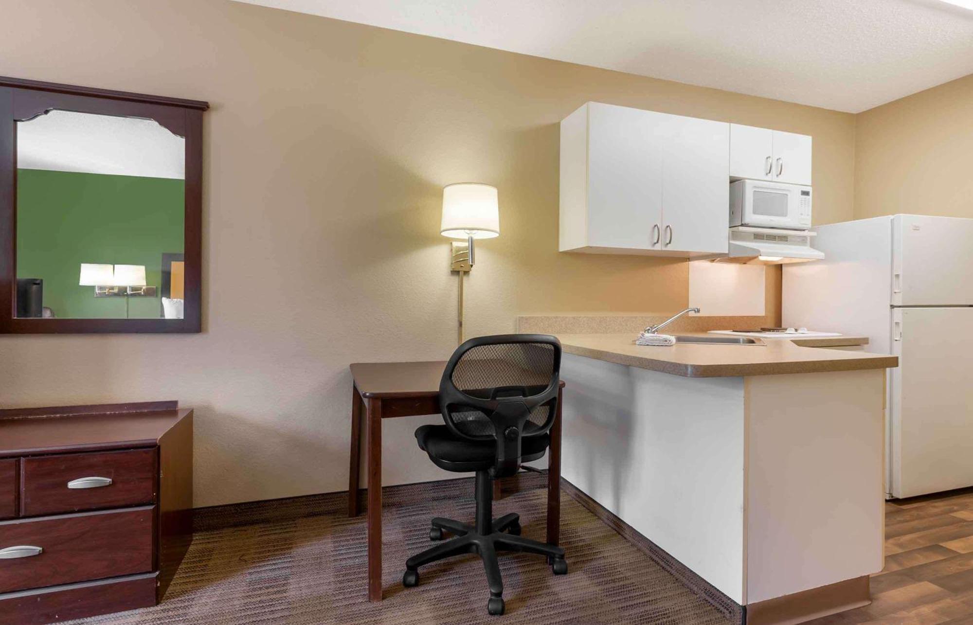 Extended Stay America Select Suites - Fayetteville - Springdale Exterior photo